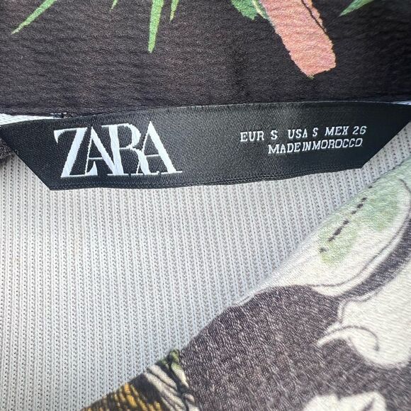 🌸ZARA BLACK LEAF AND PARROT PRINT COLLARED DRESS Size Small (AA4) - Picture 7 of 8